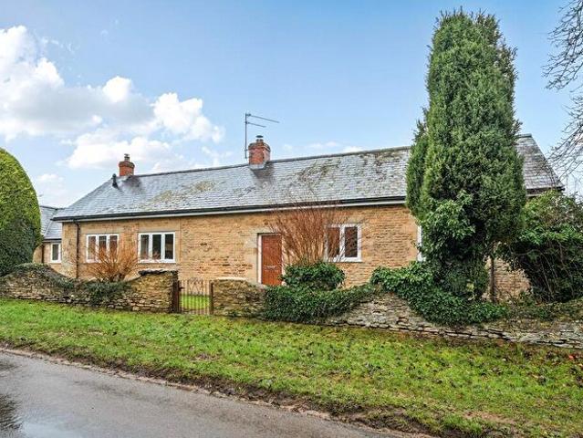 Apartment for rent in Black Bourton, Oxfordshire