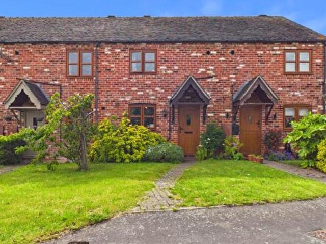 Apartment for rent in Beamhurst, Staffordshire