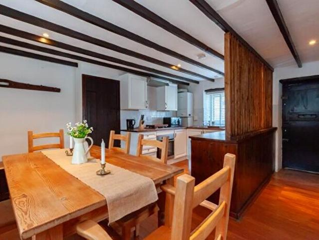 Apartment for rent in Hanborough, Black Bourton
