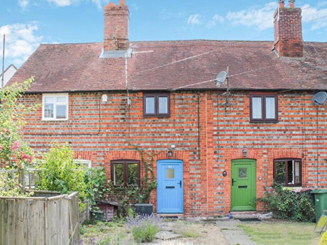 Apartment for rent in Dorchester on Thames, Berrick Salome