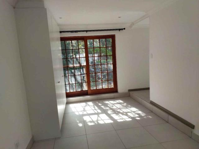 Apartment for rent in Beverley Gardens, Randburg
