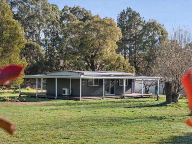 House for rent in Wheatsheaf, Victoria
