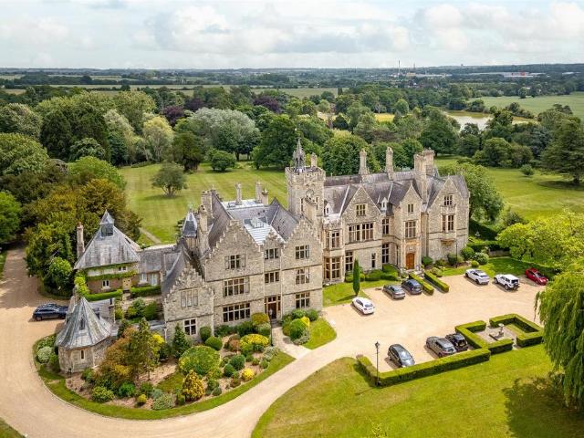 House for sale in Colliers End, Hertfordshire