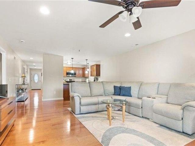 Condo for sale in Coventry, Rhode Island