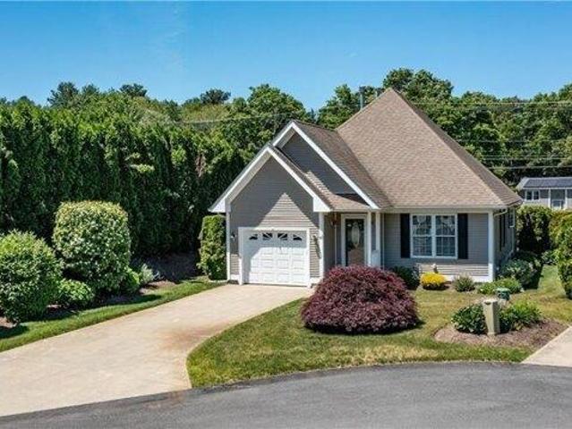 Condo for sale in Coventry, Rhode Island