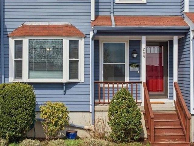 House for sale in Cumberland, Providence County