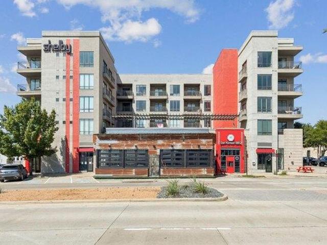 Condo for sale in Dallas, Texas