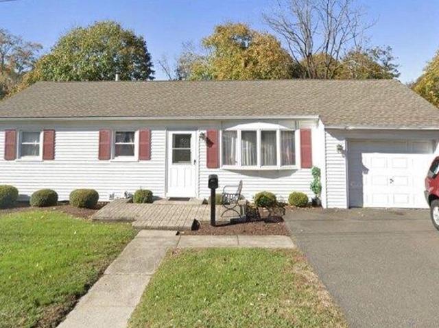House for sale in Danbury, Connecticut