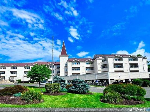 Condo for sale in Danbury, Connecticut