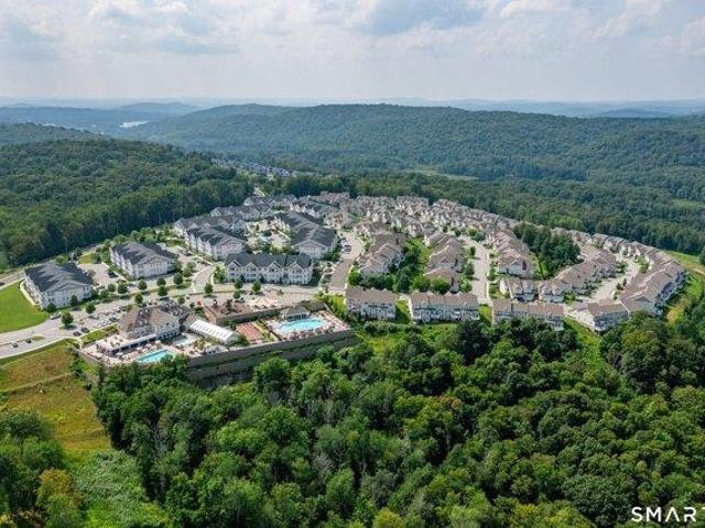 Condo for sale in Danbury, Connecticut