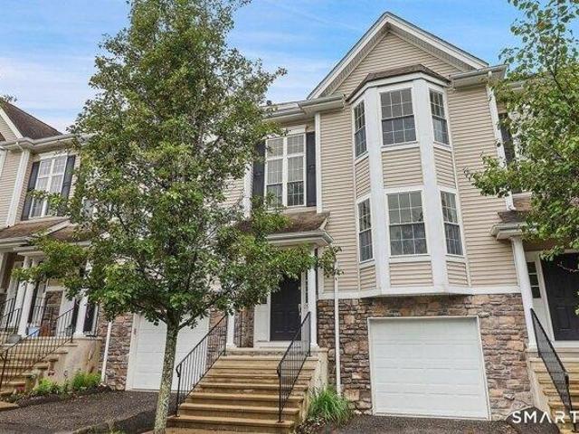 House for sale in Danbury, Connecticut