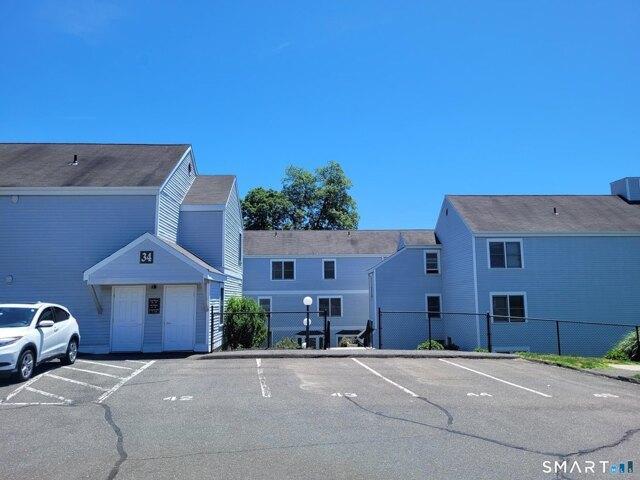 Condo for sale in Danbury, Connecticut