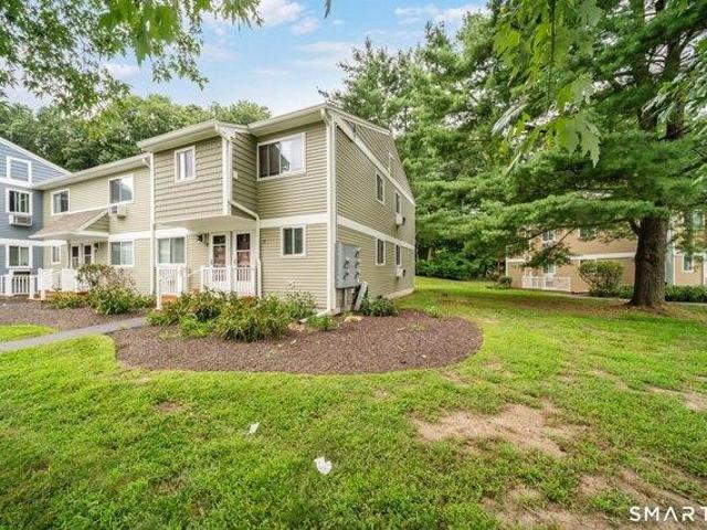 Condo for sale in Candlewood Terrace, Danbury
