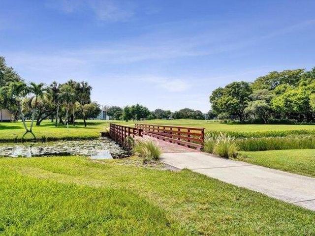 Condo for sale in Davie, Florida