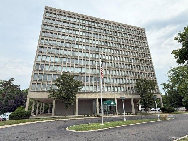 Condo for sale in Dearborn Condo for sale in Dearborn