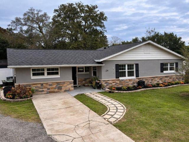 House for sale in Debary, Florida