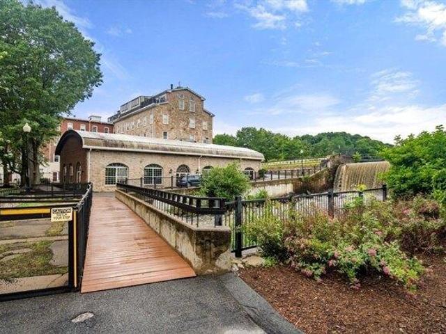 Condo for sale in Dedham, Massachusetts