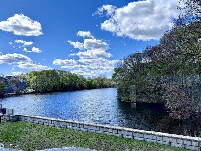 Condo for sale in Dedham, Massachusetts