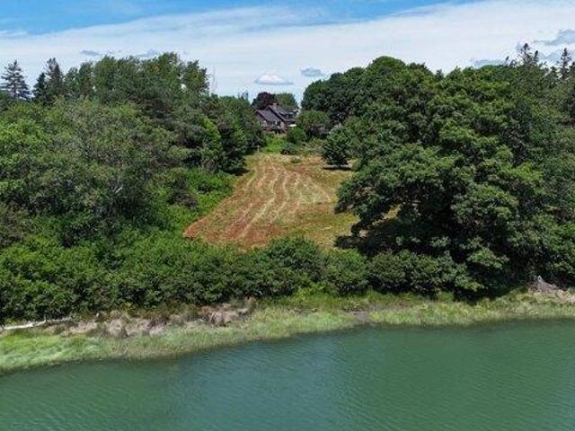 House for sale in Deer Isle, Maine