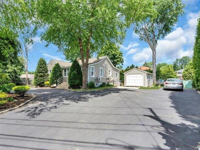 House for sale in Babylon, New York