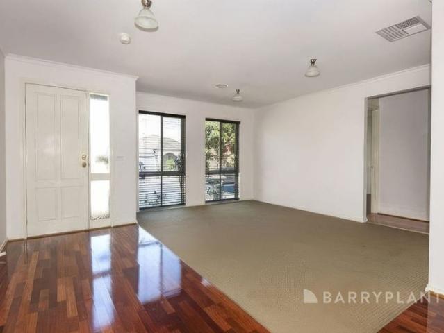 House for rent in Mill Park Lakes, Melbourne