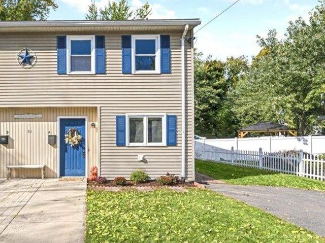 Condo for sale in Derry Village, Derry