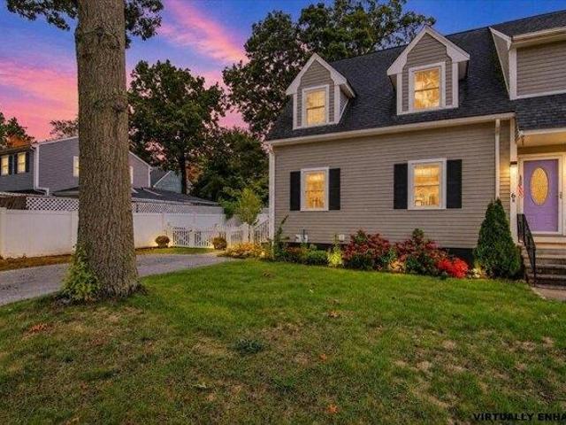 Condo for sale in Peppermint Corner, Derry