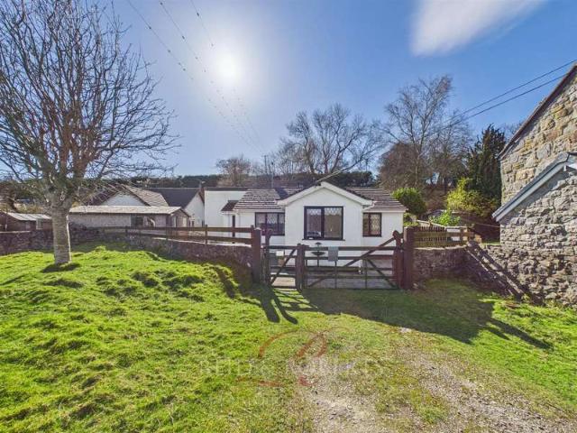 Bungalow for sale in Halkyn