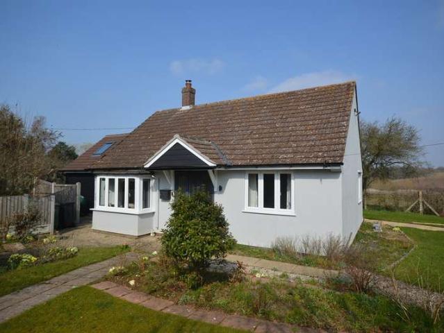 Bungalow for sale in Chipping Hill, Essex