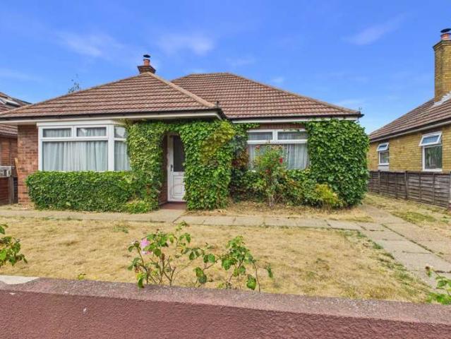 Bungalow for sale in Fordham Heath, Essex