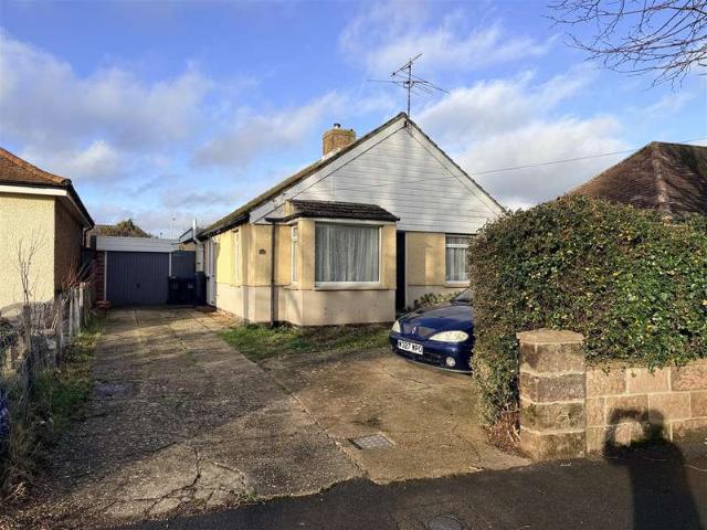 Bungalow for sale in Fishersgate, West Sussex