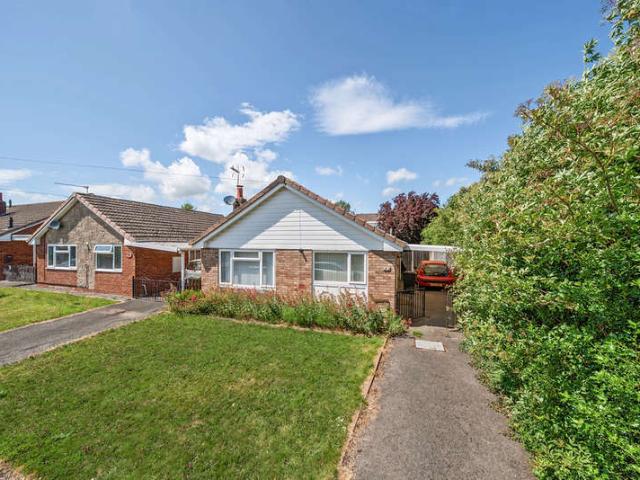Bungalow for sale in Sandpits