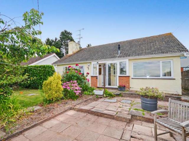 Bungalow for sale in Sandpits