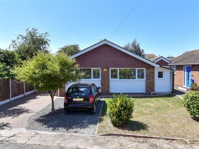 Bungalow for sale in Hampton, The Bridge