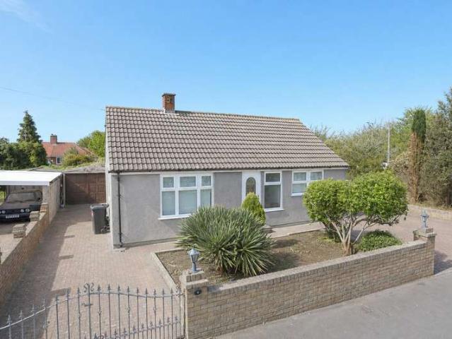 Bungalow for sale in Feckenham, City Of Bristol