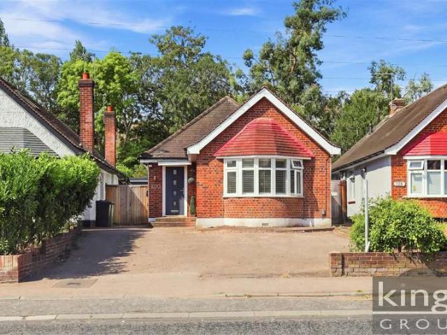 Bungalow for sale in Churchgate, Broxbourne