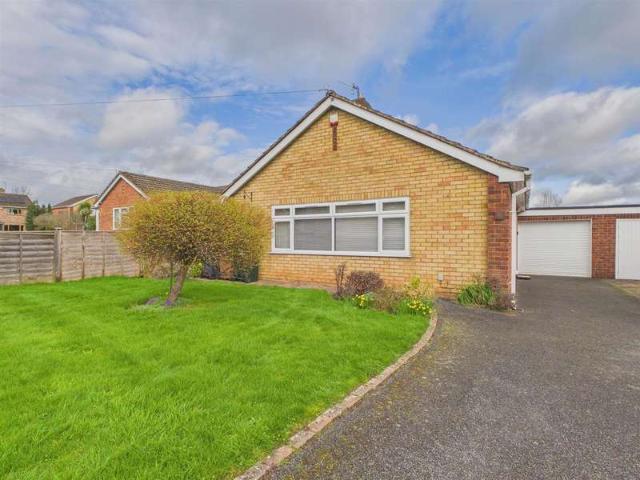 Bungalow for sale in Forthampton, Worcestershire