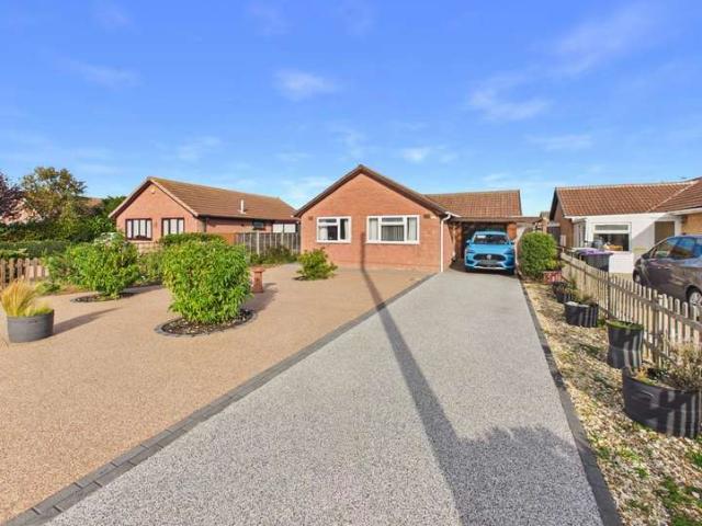 Bungalow for sale in Mablethorpe, East Lindsey