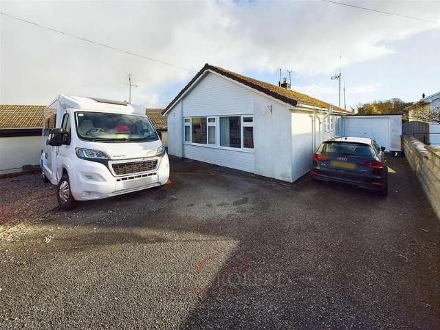 Bungalow for sale in Mold, Rhyd-y-Goleu