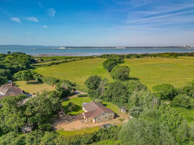 Bungalow for sale in Fareham, Hampshire