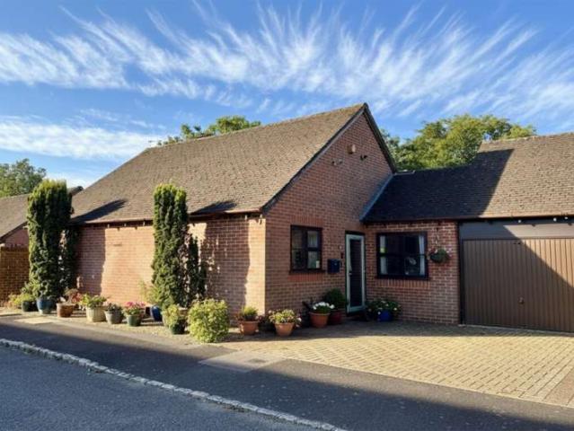 Bungalow for sale in Storrington and Sullington, Horsham