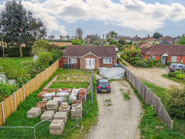 Bungalow for sale in Eastbridge, Suffolk