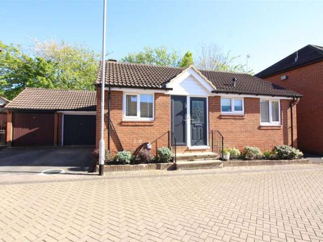 Bungalow for sale in Whitkirk, Colton