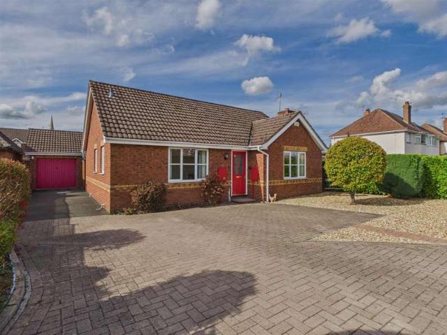 Bungalow for sale in Upton-upon-Severn, Malvern Hills