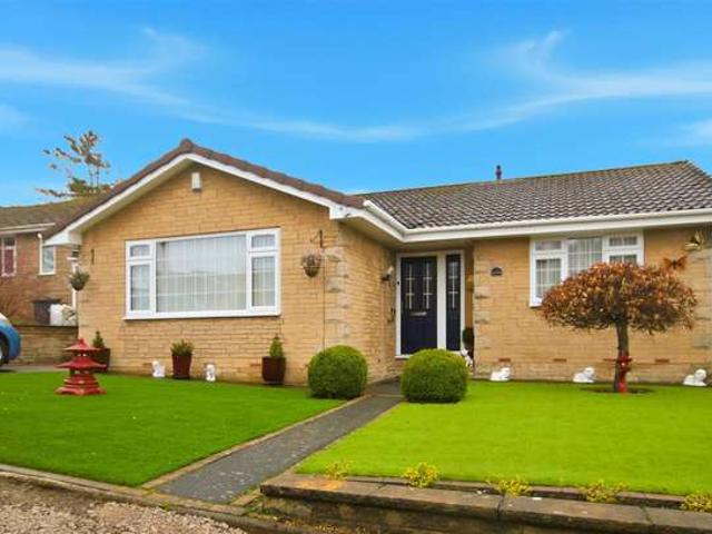 Bungalow for sale in Loundsley Green, East Midlands