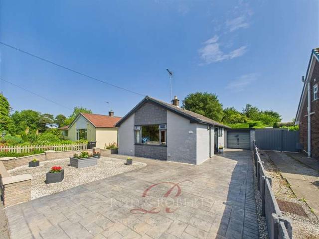 Bungalow for sale in Mold, Rhyd-y-Goleu