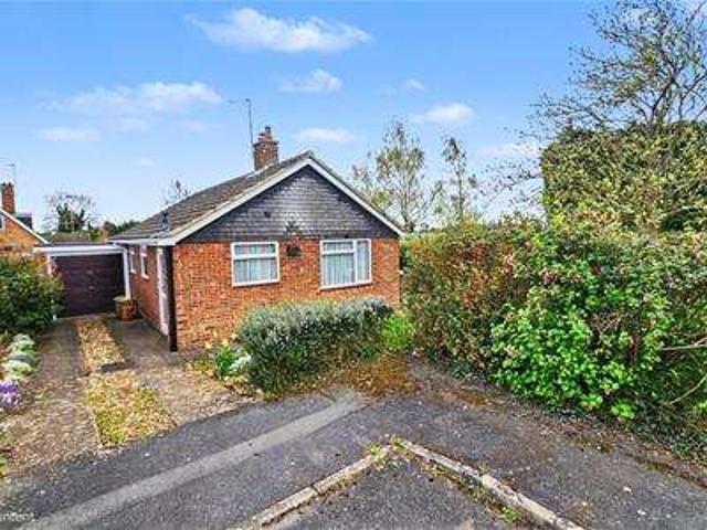 Bungalow for sale in Roade, Northamptonshire