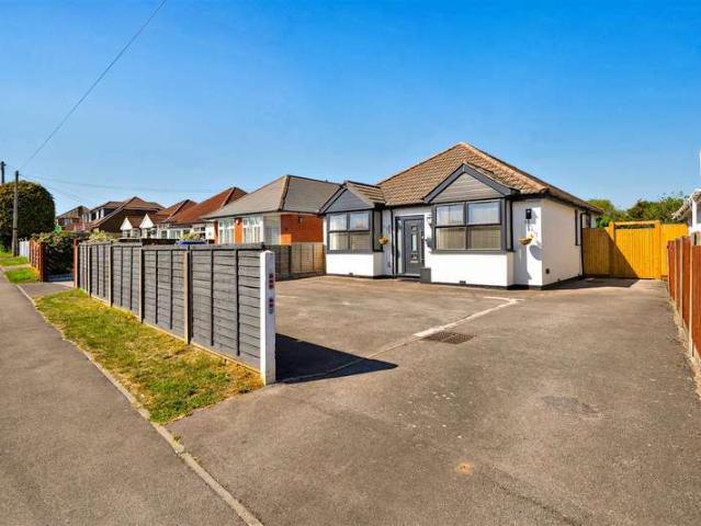 Bungalow for sale in Fareham, Hill Park