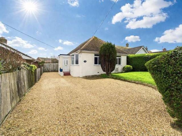 Bungalow for sale in Glyne Gap, Heathlands