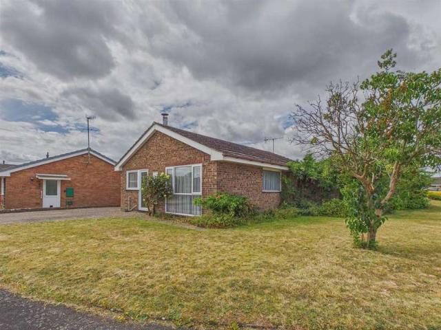 Bungalow for sale in Ripple, Forthampton